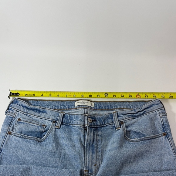 Abercrombie & Fitch Light Blue Women's The Straight Mid Rise - Picture 4 of 6